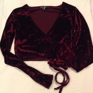 NWOT Missguided wrap around top
